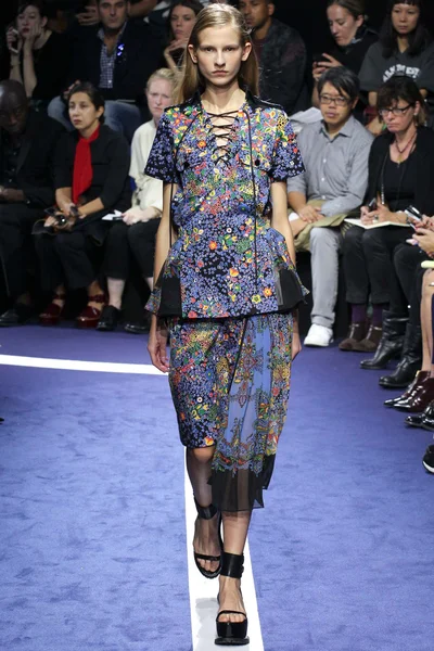 Look 70